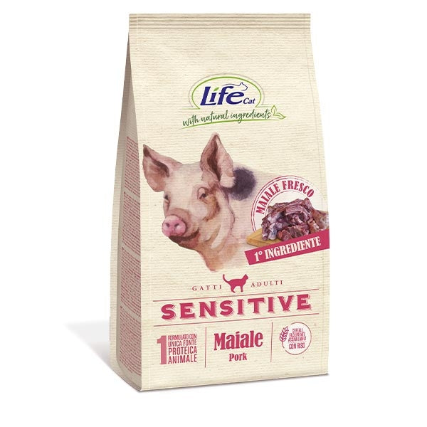 LIFE CAT SENSITIVE CON  MAIALE 1,5 KG
